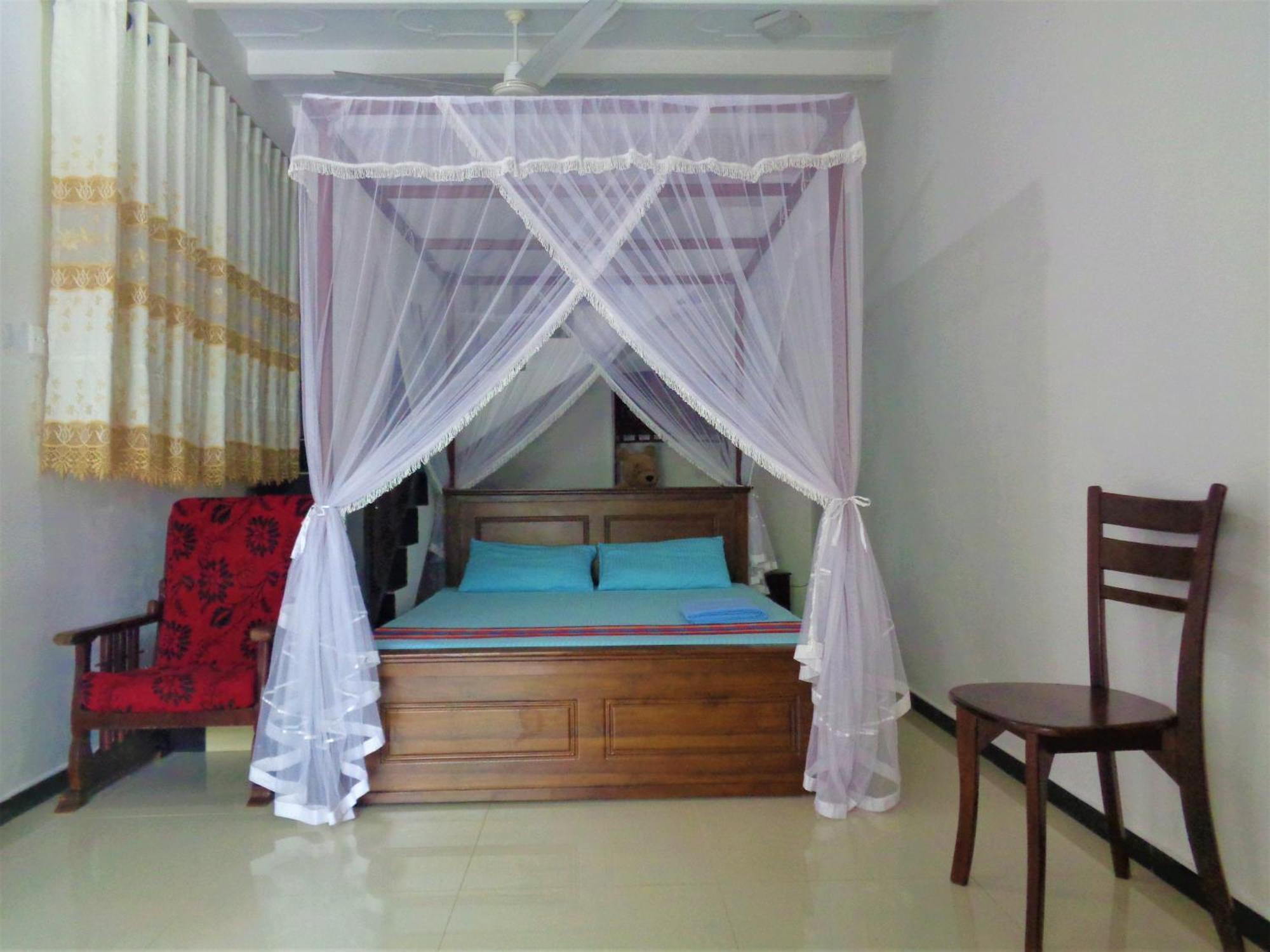 De Fancy House Hotel Unawatuna Exterior photo