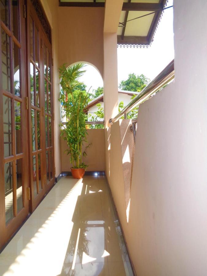 De Fancy House Hotel Unawatuna Exterior photo